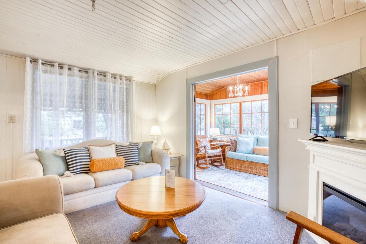 Seaside Classic Cozy Bungalow Exterior photo