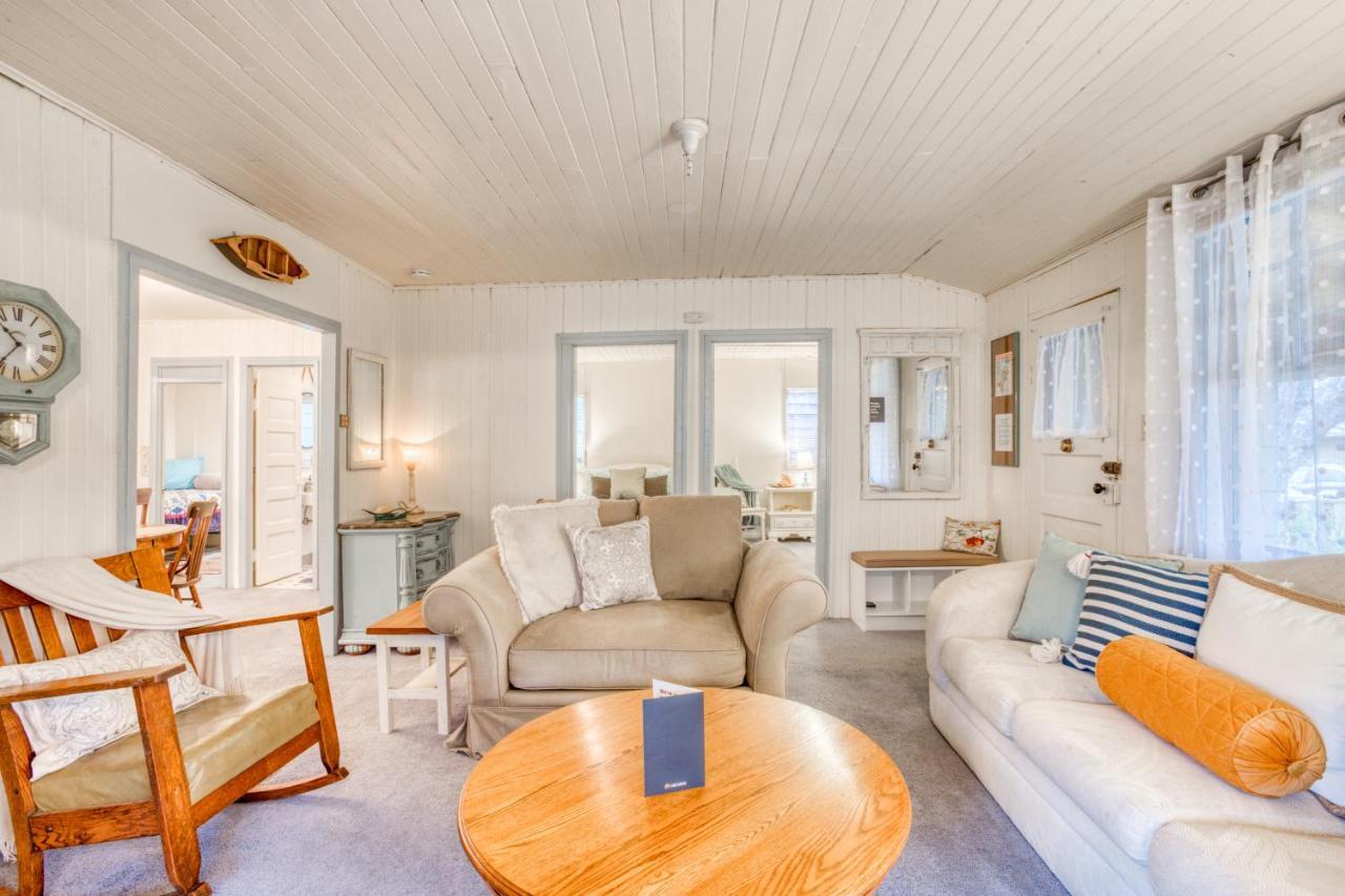 Seaside Classic Cozy Bungalow Exterior photo