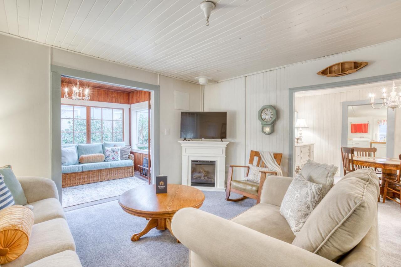 Seaside Classic Cozy Bungalow Exterior photo
